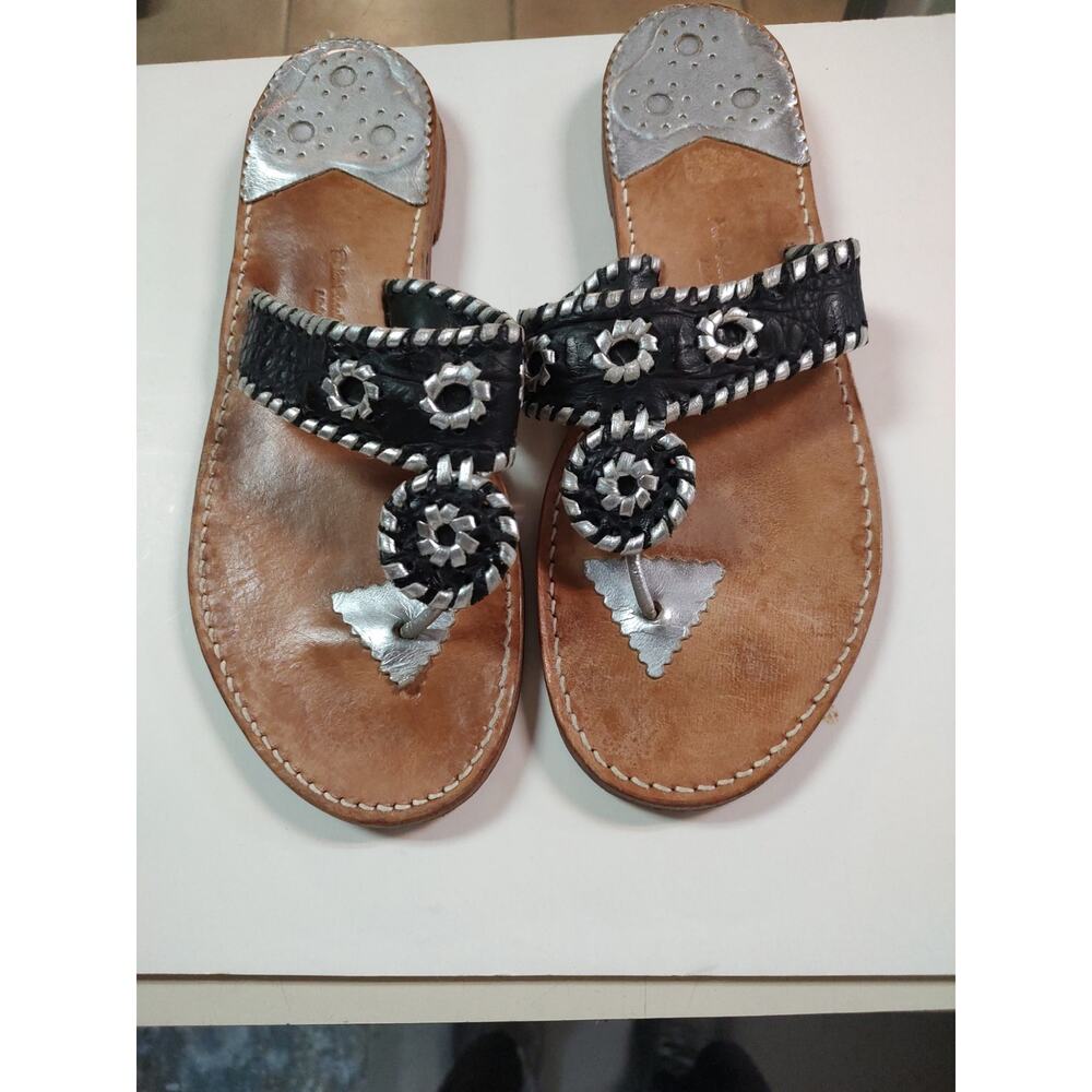 Stephen Bonanno 10M Palm Beach Silver Black Medallion Leather sandal Summer Flat
